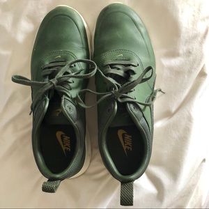 Nike Air Max Thea Premium “Carbon Green”